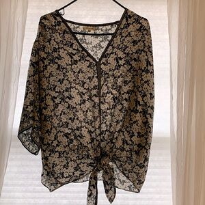 Max studio, women’s 2x floral top